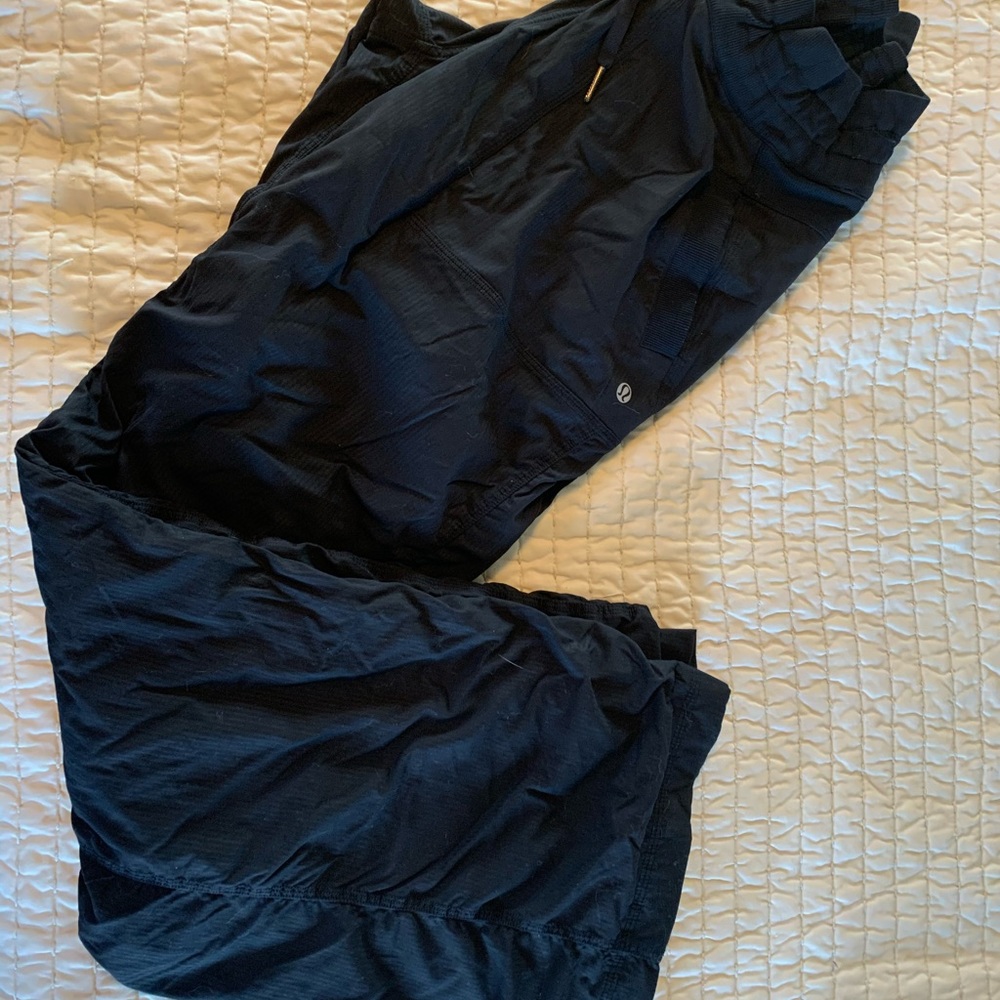 LULULEMON BLACK STUDIO PANTS